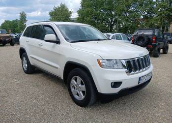 Jeep grand cherokee wk2 3,6 ładny  zarejestrowany