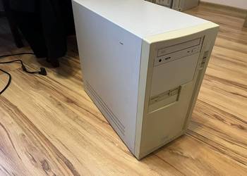 Zabytkowy komputer PC ATX Pentium MMX 200MHz