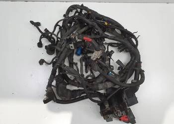 Volvo S60 II V60 1.6 T3 INSTALACJA SILNIKA wiązka SKRZYNKA BEZPIECZNIKÓW