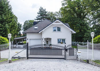 Dom w Cieplicach z eleganckim pełnym wyposażeniem