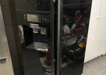 Lodówka Samsung  side by side. Zapewniam transpor t.