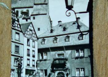 COCHEM - WIDOK NA STARE MIASTO I FONTANNĘ ŚW. MARCINA