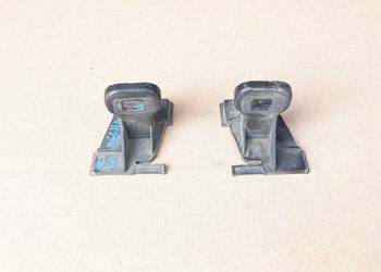 AUDI Q3 UCHWYT WSPORNIK LAMPY PRAWY 8U0805333