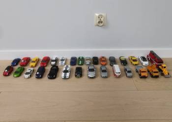 Zestaw Mix Modeli Samochodzików Welly Bburago Kinsmart Maisto Rastar