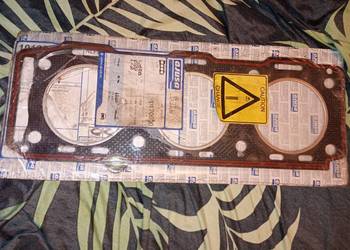 Alfa romeo 156 147 i inne Lancia uszczelka  pod głowice ajuza 10120600