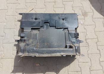 Audi Q8 E-TRON SUV 4KE wlot kierownica powietrza USZKODZONA ! 4ke121293a