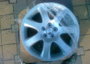 Oryginalna felga toyota T25 17 cali avensis