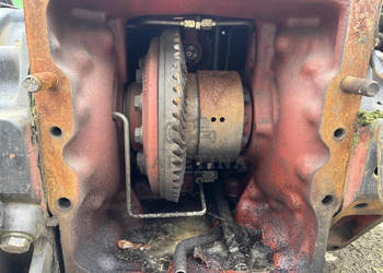 CASE Maxxum MX 80C 90C 100 110 120 135 Wałek Atakujący Atak Wał Koło Zębat…