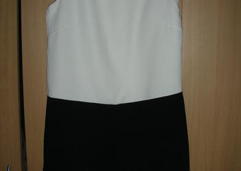 Sukienka H&M trapezowa pół ecru pół czarna