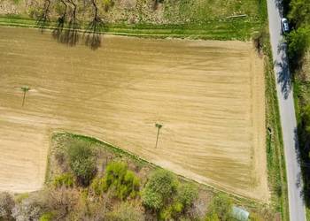 Sprzedam działkę budowlaną 28 ar