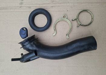 Wlew paliwa korek wlewu paliwa rura wlew Fiat 126p Maluch Elegant