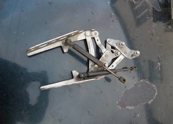 Zawiasy maski przedniej pokrywy silnika Ford Mondeo mk3 00-07