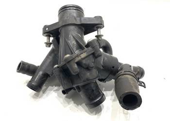 OBUDOWA TERMOSTATU MERCEDES W176 A2702000415
