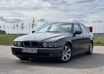 BMW E39 520i Sedan