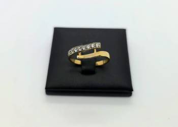 Nowy złoty pierścionek próby 585 - 1,88g (Rozmiar 19)