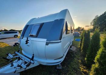 Przyczepa kempingowa Hobby 545 KMF 2022r wykorzystywana stacjonarnie