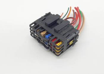 PUSZKA BEZPIECZNIKOW BEZPIECZNIK PEUGEOT E-VIVACITY