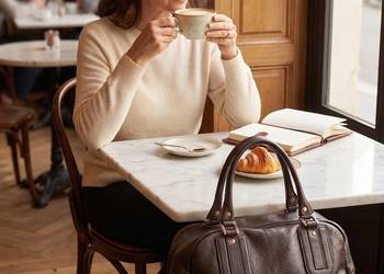 Torebka kuferek do ręki Longchamp stan idealny po renowacji koloru