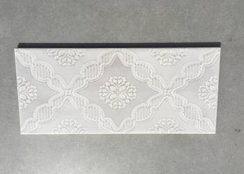 Glazura / płytka ścienna maiolica tender gray dekor 11x25 firmy ROCA