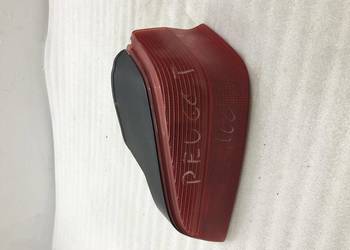 PEUGEOT 106 LIFT LAMPA PRAWY TYŁ EUROPA