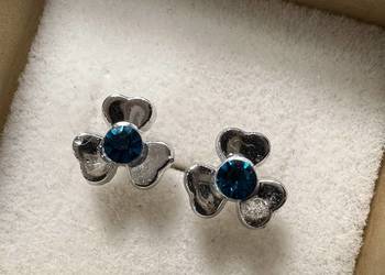 Kolczyki - srebrne z zielonym diamentem Kolczyki - srebrne z zielonym diamentem