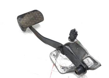 PEDAŁY MERCEDES W201 82-93 1242900519 2.0 113KM