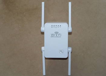 Repeater router Wi-Fi 2,4 GHz 300 Mb/s 4 anteny