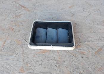 PEUGEOT 308 II T9 KRATKA WENTYLACYJNA 96384903