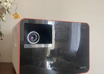 Smart projektor BenQ X1300i do kina i gier z Android TV