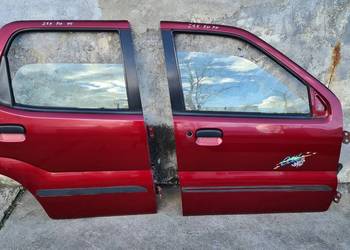 Suzuki Ignis FH 00-03 drzwi przód bordowy Z5K PRAWE 5 drzwi Suzuki Ignis FH 00-03 drzwi przód bordowy Z5K PRAWE 5 drzwi