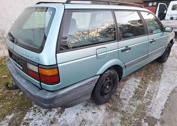 Passat b3 1.8 benzyna kombi hak klima elektryczne lusterka czesci