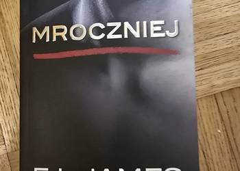 Mroczniej  E. L . James