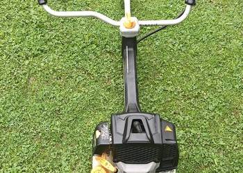 Kosa spalinowa titan