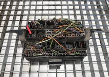 SKRZYNKA BEZPIECZNIKÓW FORD TRANSIT IV Bus 94-00 2.5 100KM MODUŁ