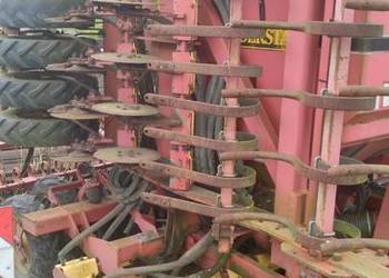 Agregat uprawowo siewny Vaderstad 6m