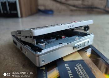 Walkman MD Sony MZ-R90 made in Japan!
