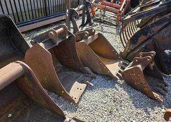 Łyżki , Szypy, różne wielkości , CAT , Manitou, JCB, Merlo,