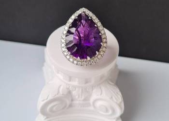 Srebrny pierścionek z ametystem i moissanitami