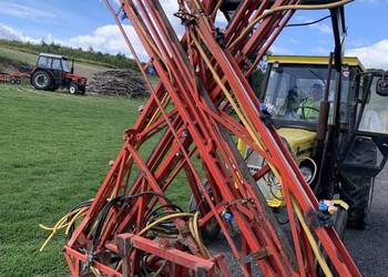 Lance/belka opryskiwacza hydraulicznie rozkładana 15m