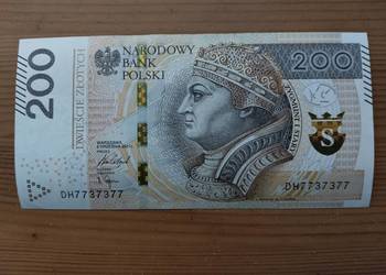 Banknot 200 zł  z 06.09 2021  ale numer ! RADAR