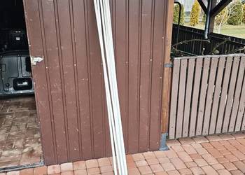 korytka narożne samoprzylepne