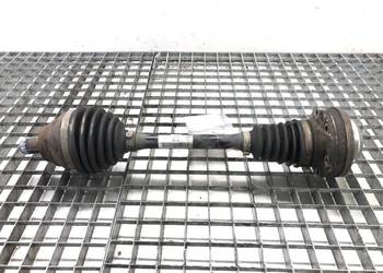 PÓŁOŚ LEWY PRZÓD VW T-ROC 5Q0407271BT 1.5 150KM PRZEGUB