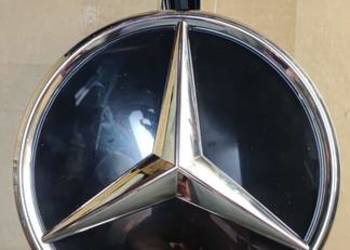Emblemat Mercedes-Benz A0008800300 - Oryginalna Część
