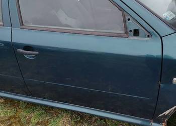 Drzwi prawy przód skoda octavia