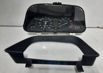 32. PEUGEOT 306 SEDAN 1.6B LICZNIK ZEGARY OBUDOWA 9623324780