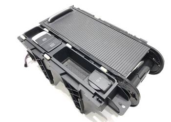 UCHWYT NA NAPOJE VW ARTEON 3G0862531G Hatchback KUBKI KUBKÓW, WNĘKA