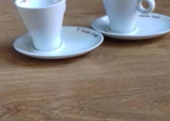 Filiżanki w  komplecie