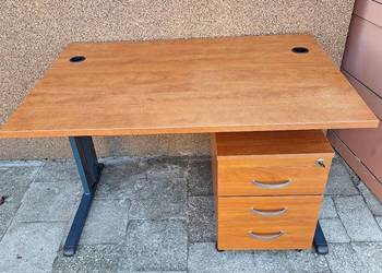 Biurko proste z kontenerem