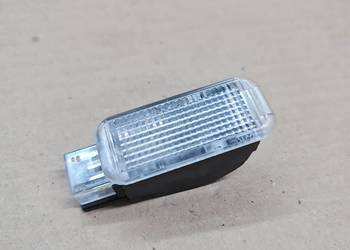 OSWIETLENIE LAMPKA WNETRZA AUDI SQ5 Q5 8R 4B0947415A