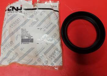81866390 Uszczelniacz piasty tylnej półosi CNH New Holland